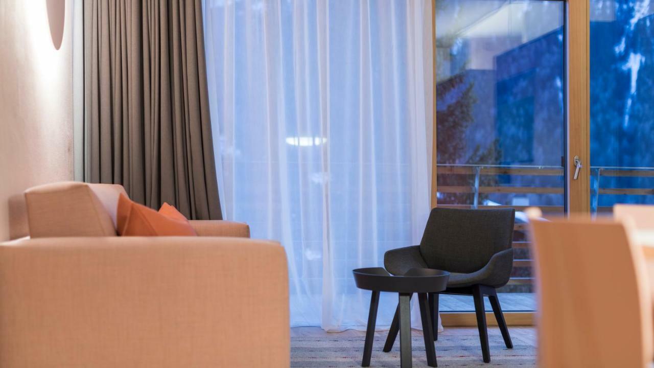 Paramount Alma Suites Sexten Exterior photo